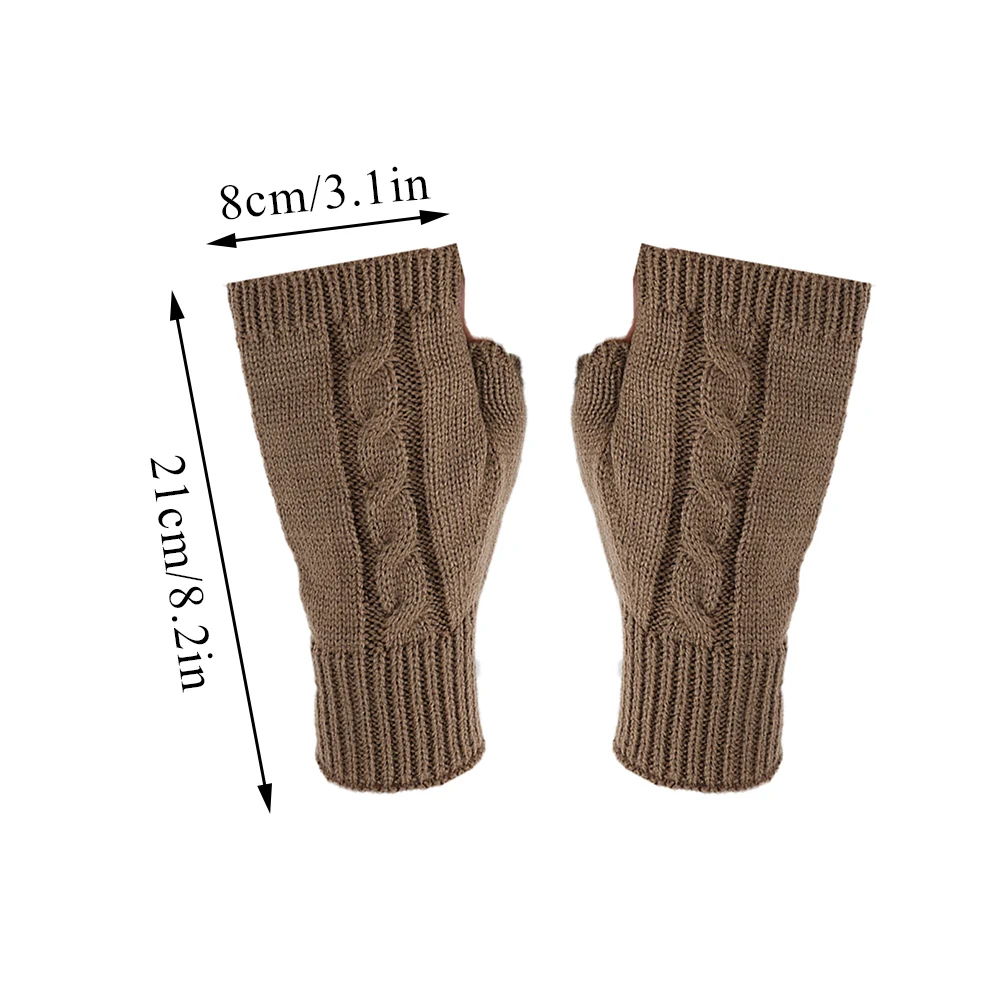 Рисунок 6 - Вязаные перчатки на полпальца для женщин и мужчин