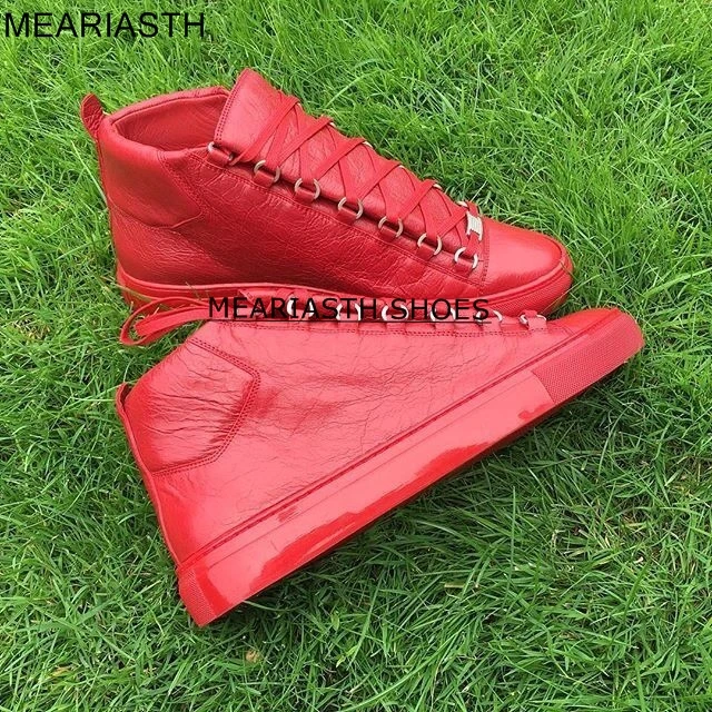 

Мужские высокие кроссовки из натуральной кожи, на шнуровке