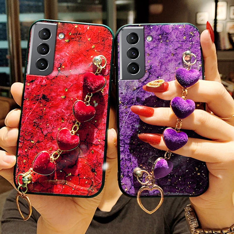 Luxury Love bracelet Phone Case For Samsung Galaxy S20FE S21 S20 S10 S9 Plus Ultra Note 8 9 10 20 Coque Chain Wrist Strap Cover