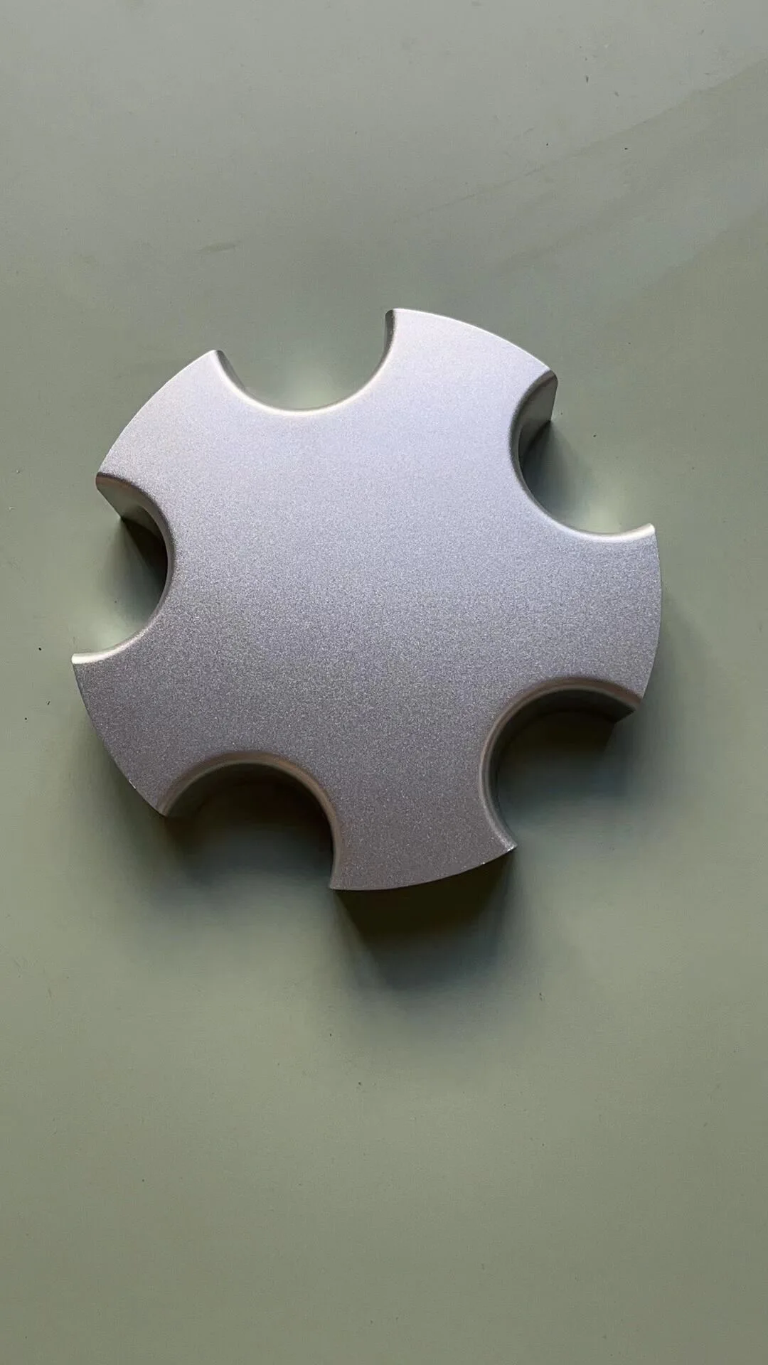 

1 шт., 5FA51PAKAC 2001-2004 Крышка Ступицы (большой) для Jeep Cherokee, автомобильные аксессуары, запасные части, новинка