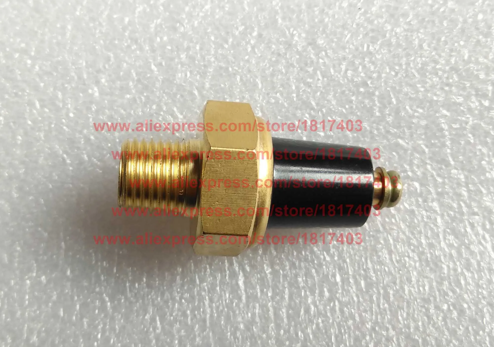 Датчик давления масла ft300.48 073a запчасти для двигателя трактора FOTON / FT Lovol