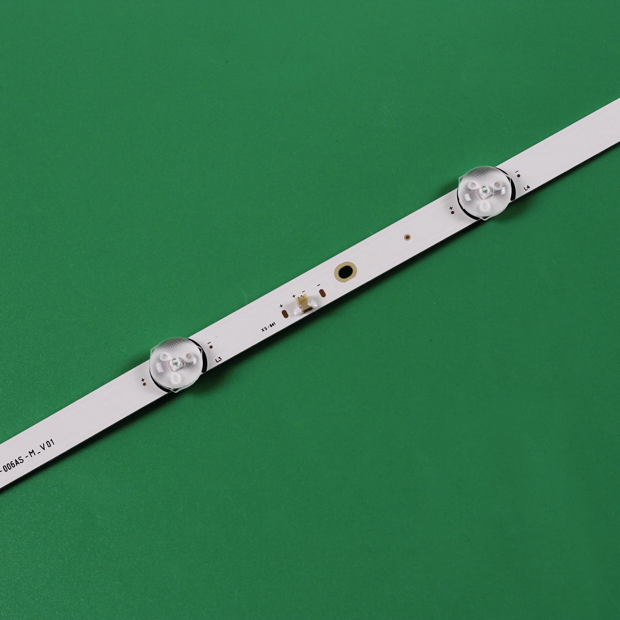 Лента светодиодной подсветки 8 ламп для PIXEL LE39Z1 JL.D 39042330 -006AS-M_V01 3080539 Z10DTZ003 MS-L1795