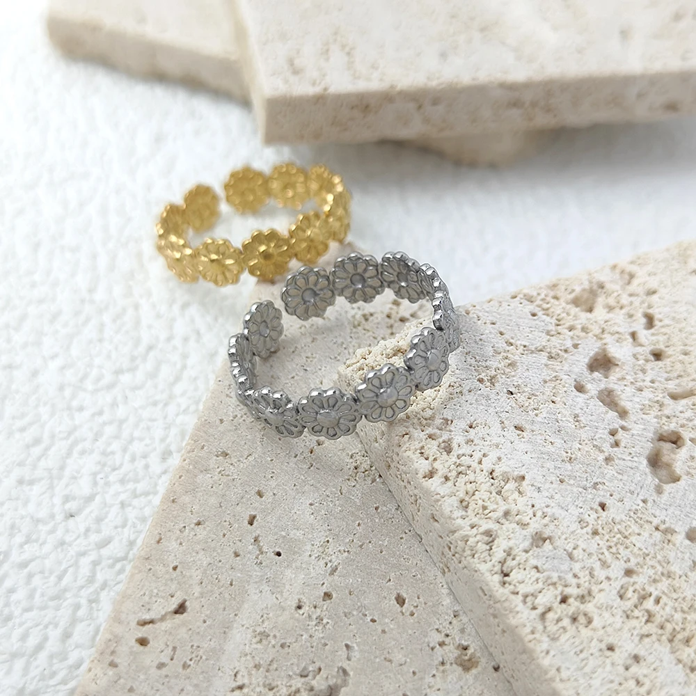 

Vintage Daisy Flower Rings For Women Korean Style Adjustable Opening Finger Ring Bride Wedding Engagement Statement Jewelry Gift