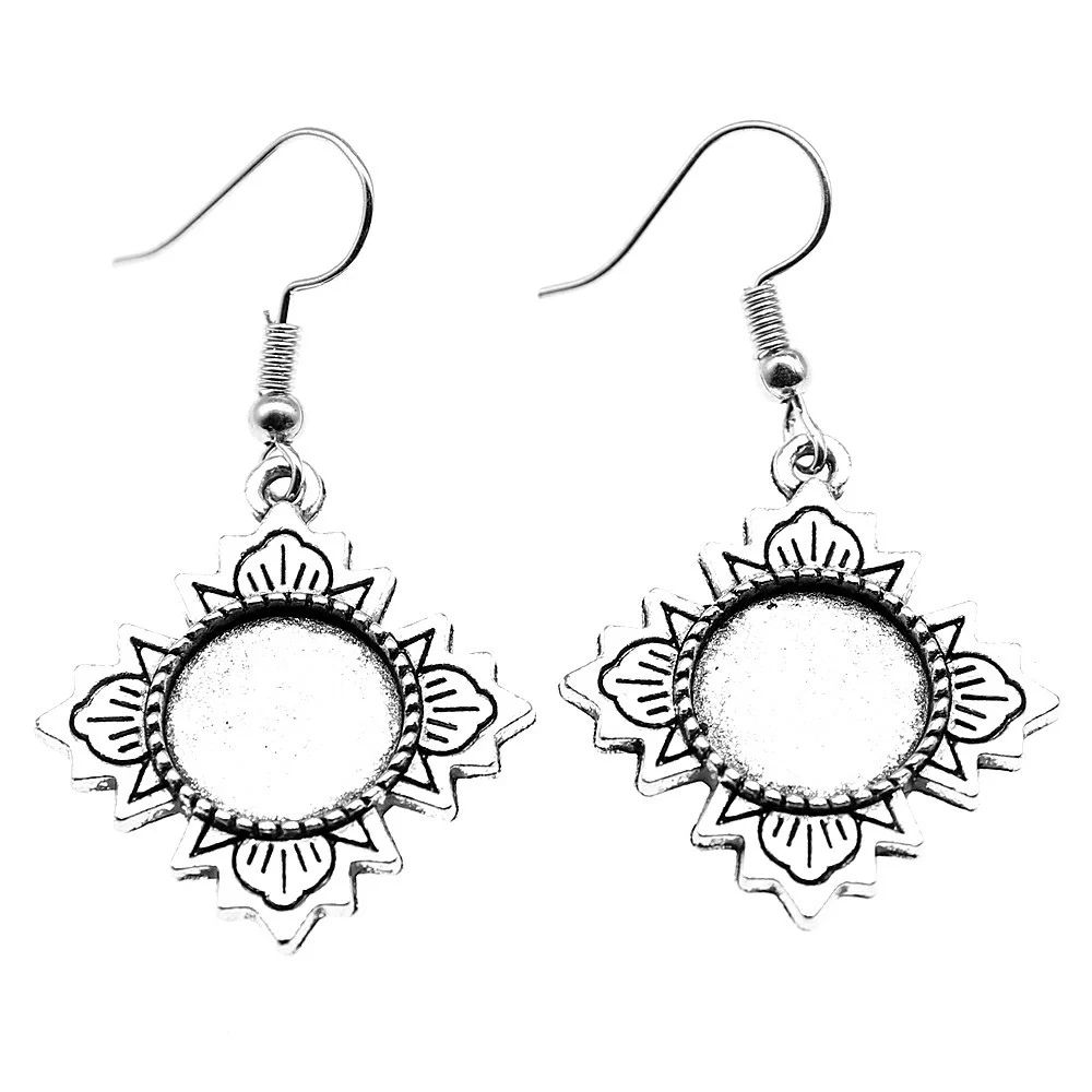 Круглые серьги-кольца в стиле камеи с кабошоном