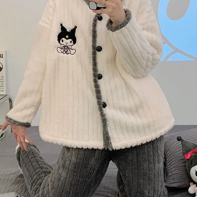 

Anime Sanrio Pochacco Kawaii Plush Pajamas New Cute Furry Plaid Winter Warm Home Comfort Student Cardigan Bathrobe Set Girl Gift