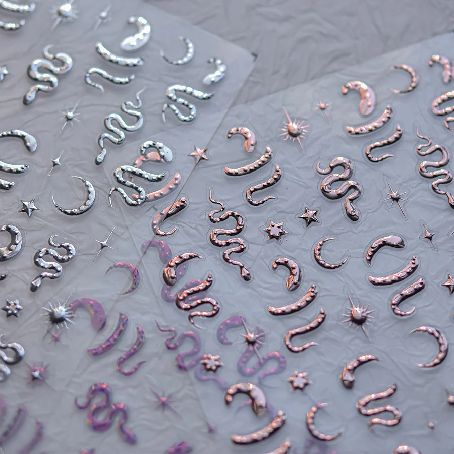 Самоклеящаяся наклейка-слайдер для ногтей золотистая/серебристая