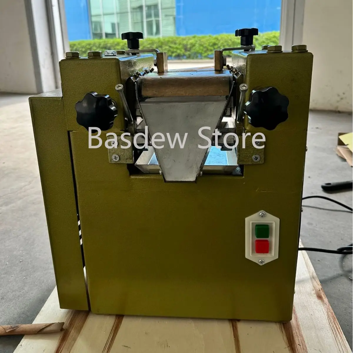 Для S65 трехвалковая шлифовальная мельница машина 3-18 мкм/3 раза 5 кг/ч