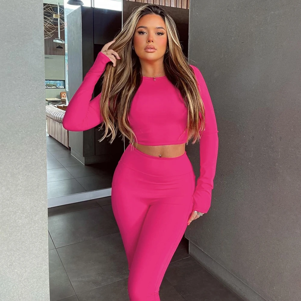 Модный облегающий короткий топ с круглым вырезом и длинными рукавами в