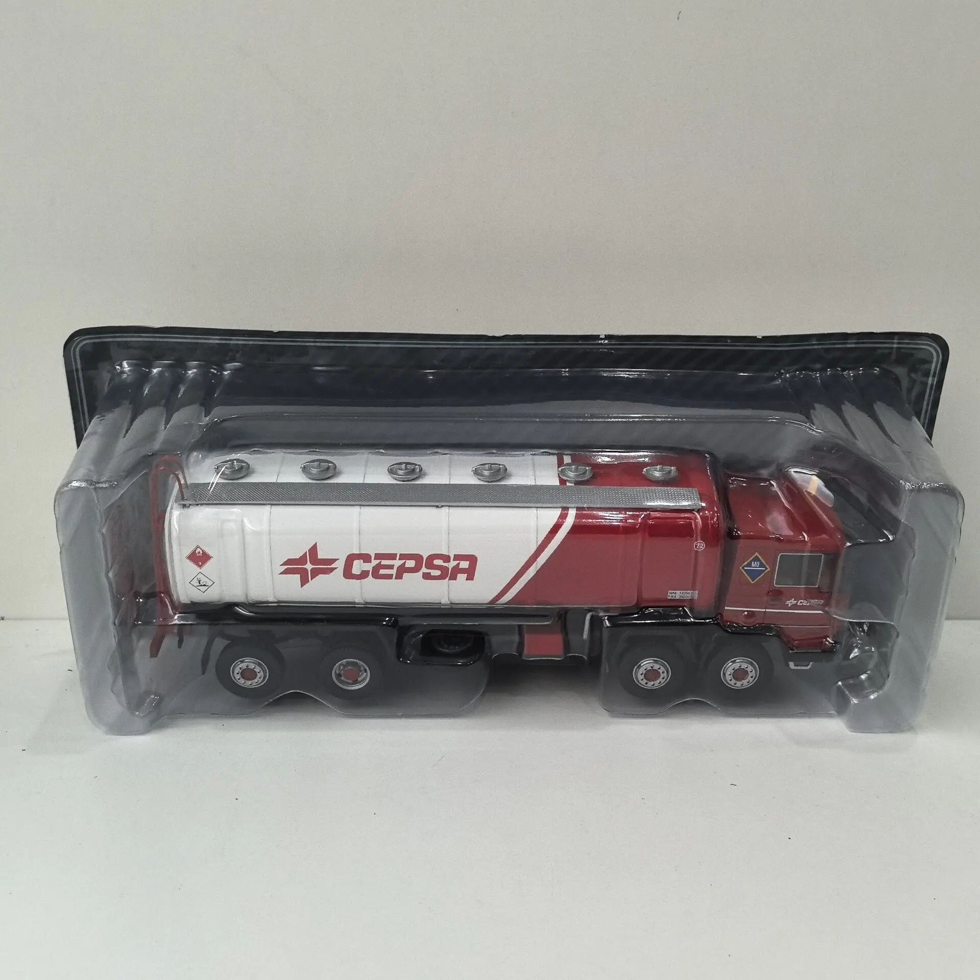 Фото Масштабная модель автомобиля IXO 1/43 PEGASO 1431 из сплава и пластика, D7 №1