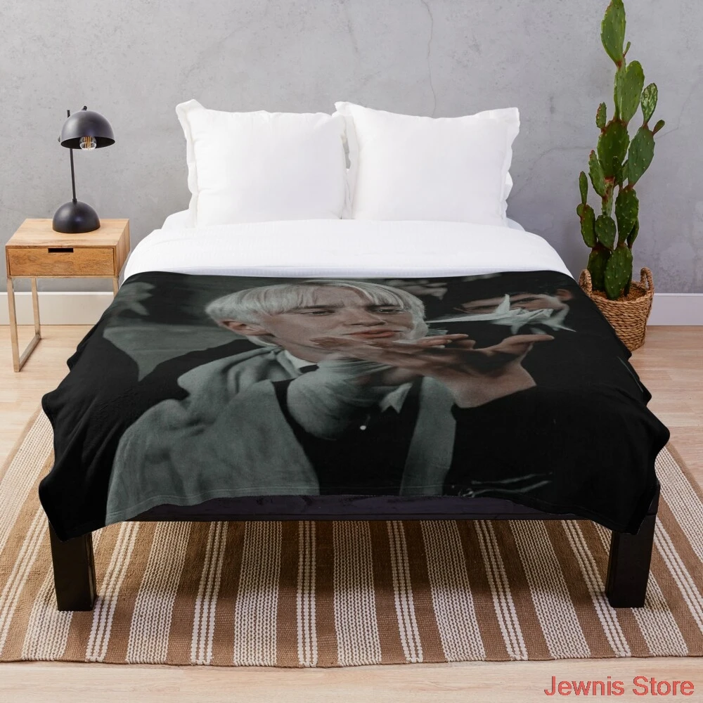 

Draco s Origami Bird Throw Blanket Soft Sleeping Sherpa Backing Kids Girls Boys for Christmas Gift on Bed Sofa Cartoon Blanket