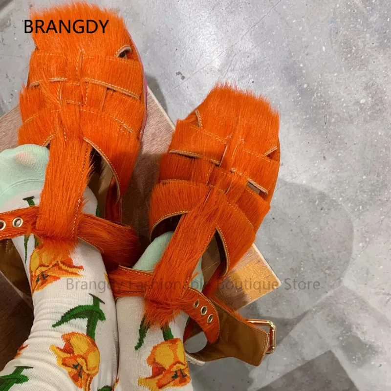 

2022 Neon Orange Horse Hair Leather Sandals Round Toe Comfortable Ankle Buckle Flat Sandals Women Roman Gladiator Unisex Sandal