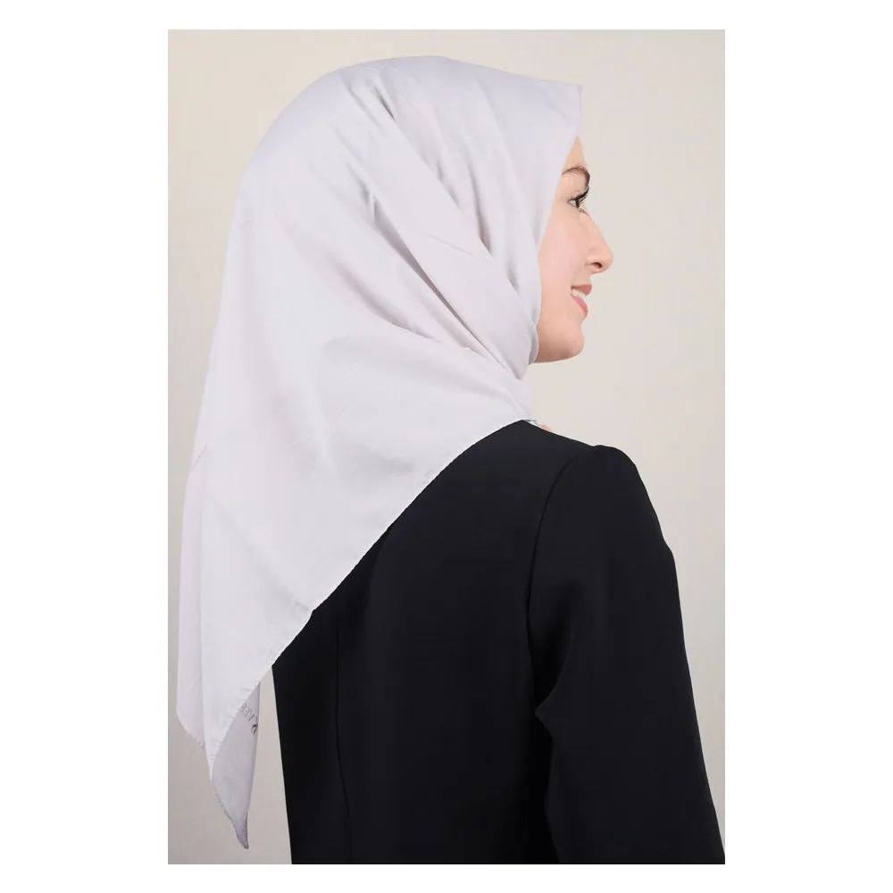 

Однотонная строчка Dorlie с краями