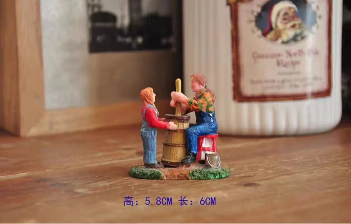 

Resin figure mental psychological sand table game box court therapy making pottery