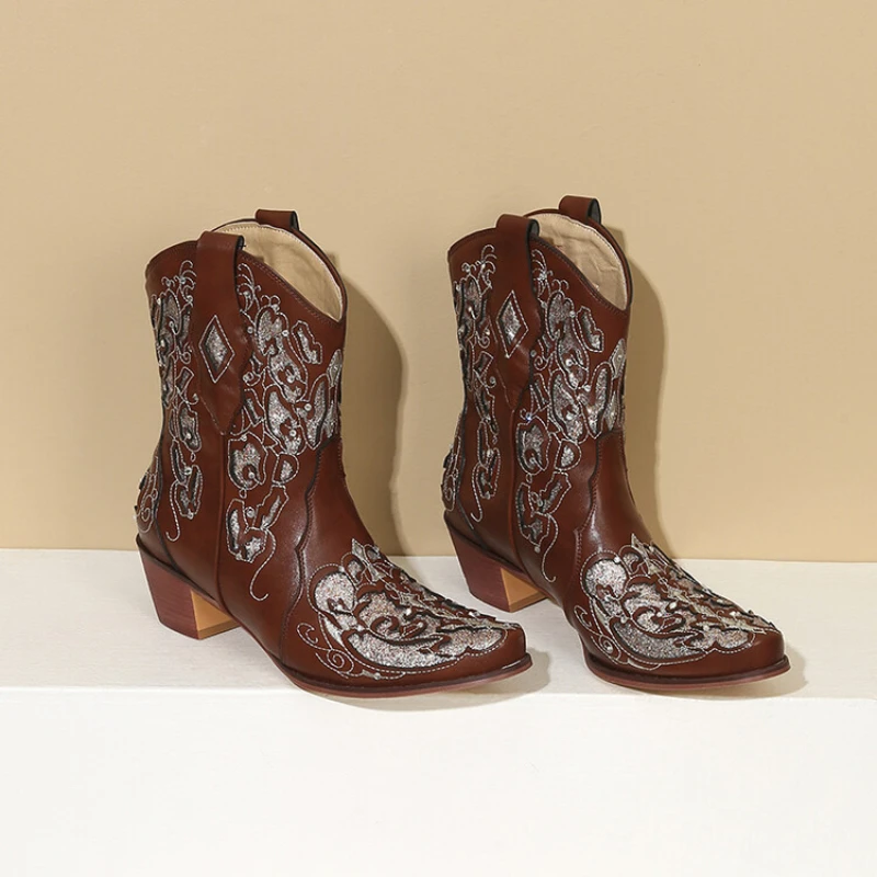 

Thick Heel Women Short Sleeve Knight Boots PU Pointed Hollow Rivet Decorative Ankle Deep V Cuff Vintage Western Denim Boots