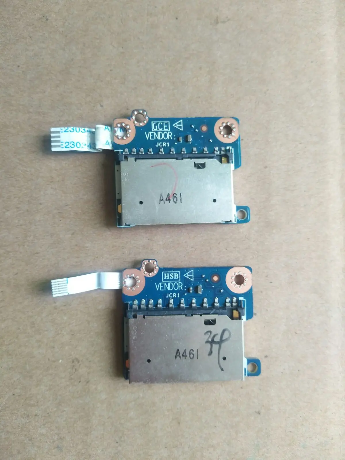 

Genuine FOR LENOVO YOGA 3 11 YOGA700-11 Card Reader Board AIZY0 LS-B922P