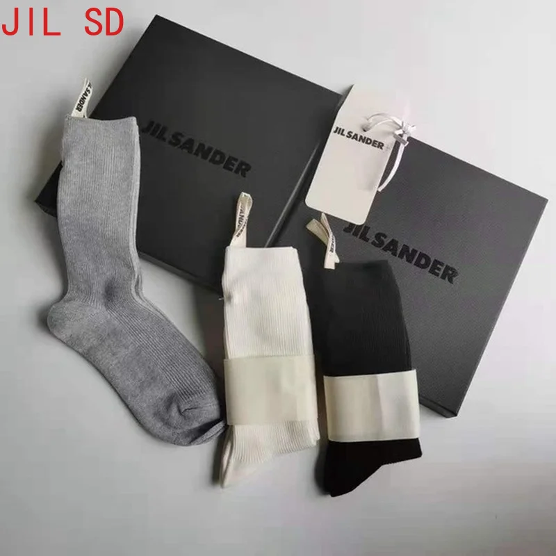 

Носки JIL SANDER мужские спортивные, брендовые хлопковые с этикеткой и коробкой, 3 пары