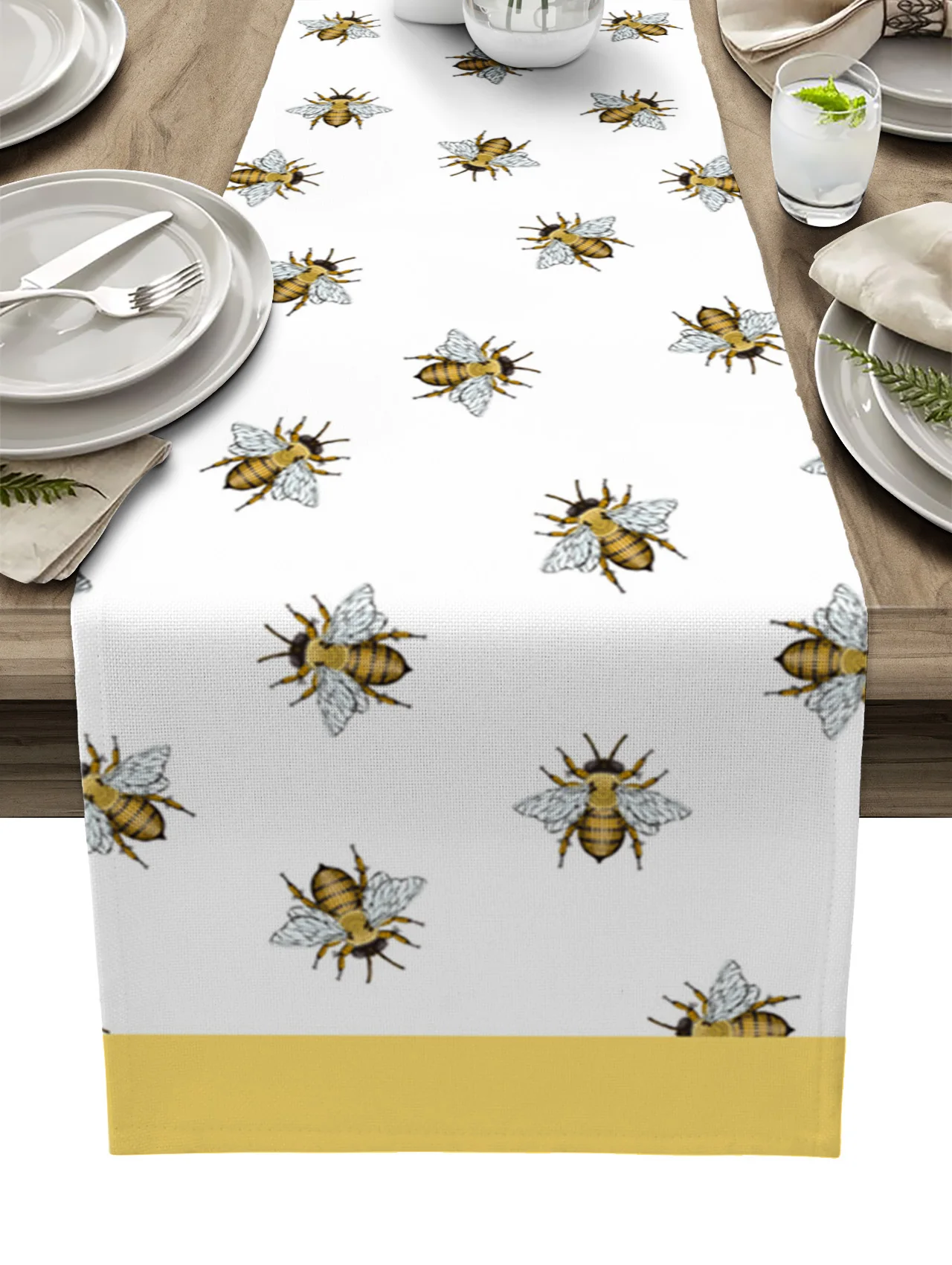 

Bee Insect Yellow Table Runner Home Party Decorative Tablecloth Cotton Linen Table Runners for Wedding
