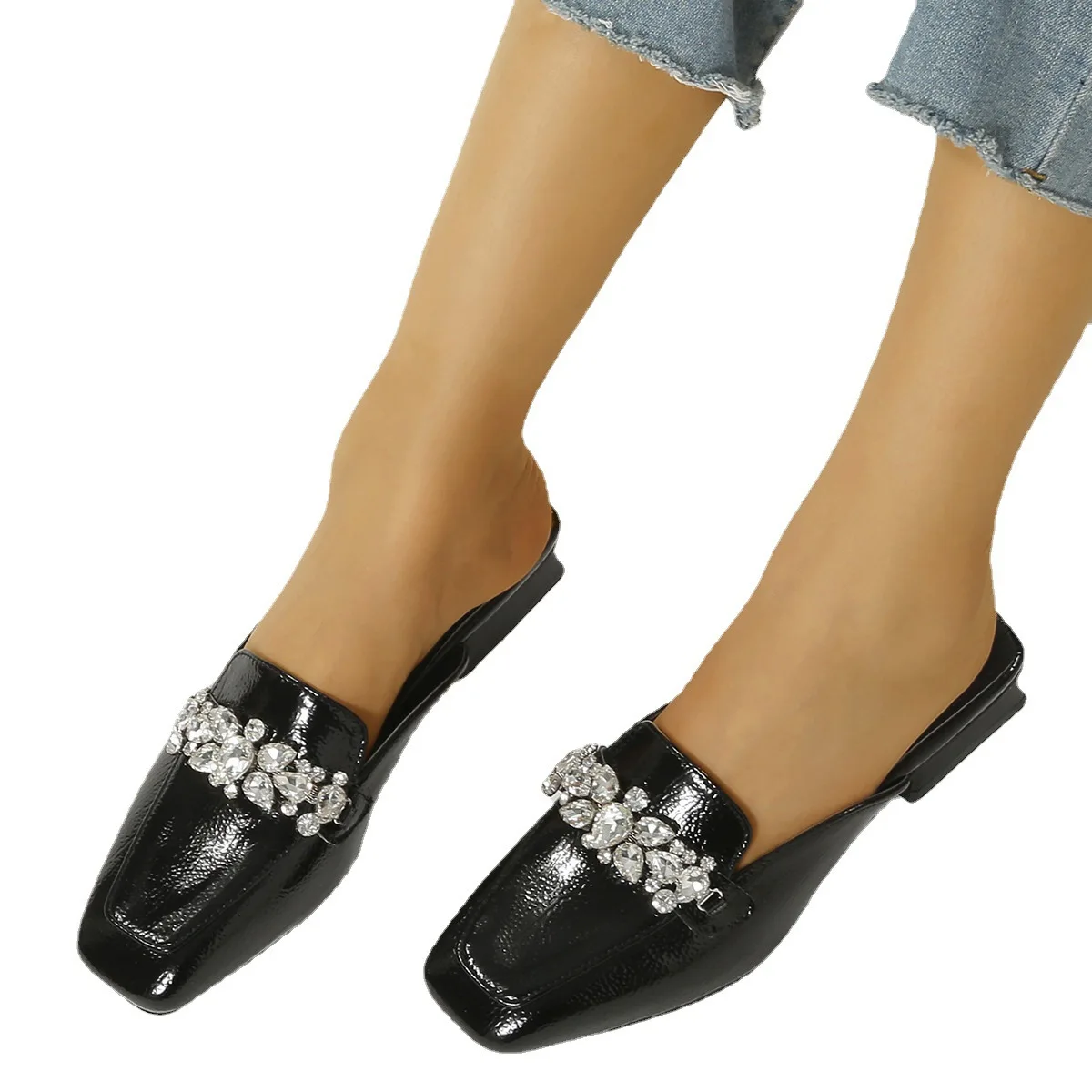 2022 New Women Loafers Fashion Crystal Slippers Women Sandals Low Heels Boat Shoes Ladies Oxford Retro Woman Flats Mule Shoes