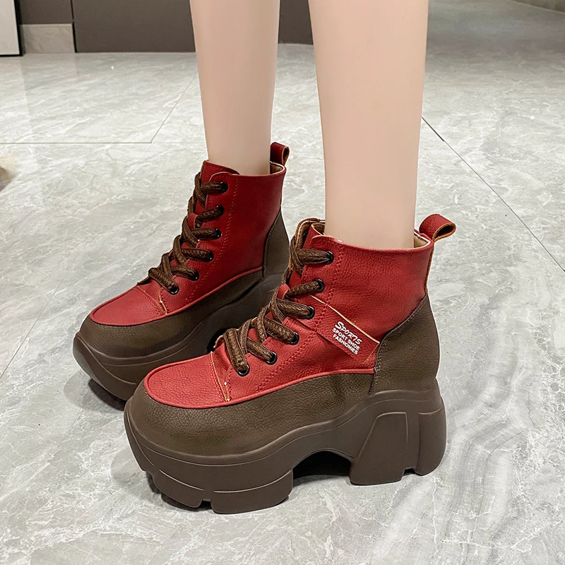 Женские кроссовки на танкетке винтажные повседневные кожаные туфли платформе и