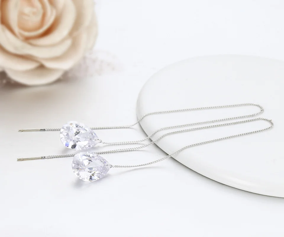 Серьги-подвески Elva Dong капельки циркония белые и золотые