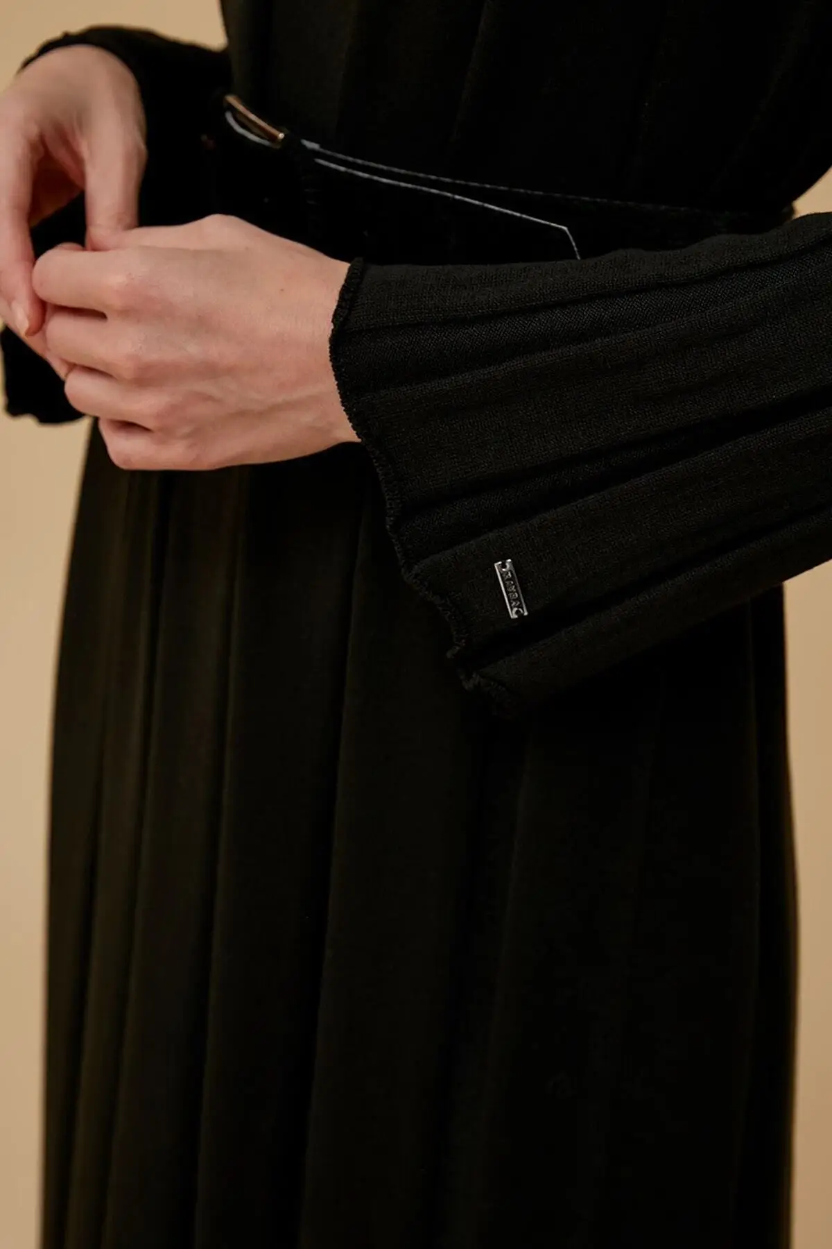 

Women's Sweater Dress flared cut TRK43 Black Ka-A9-A9 TRK43 Women Muslim Sweater