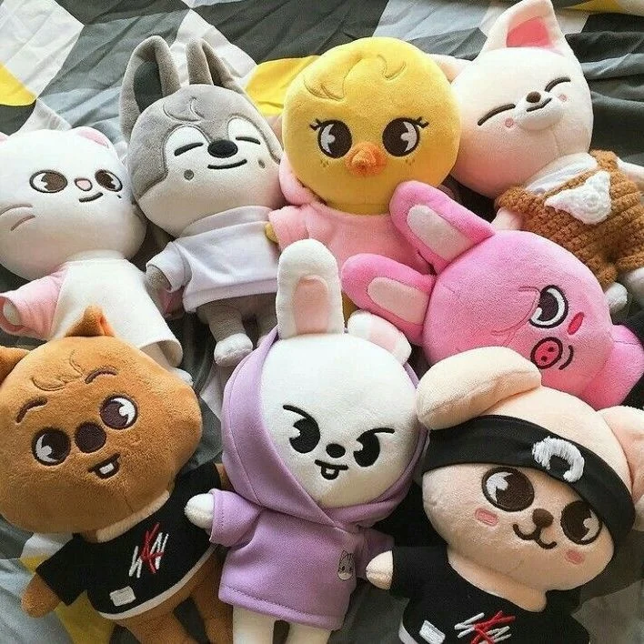 

KPOP Stray Kids Skzoo Plush Toys Cartoon Stuffed Animal Plushies Doll Kawaii Wolf Chan Leebit Fox Jiniret Puppym Kids Fans Gift