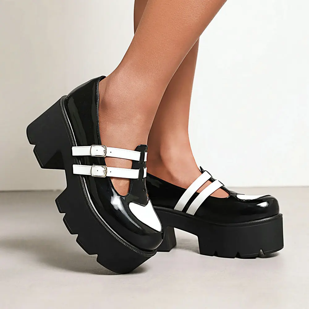 Women Thick Sole Platform Strap Gothic Lolita Shoes High Heels Double Buckle Mary Janes Pumps Patchwork Heart Shapes Footwear