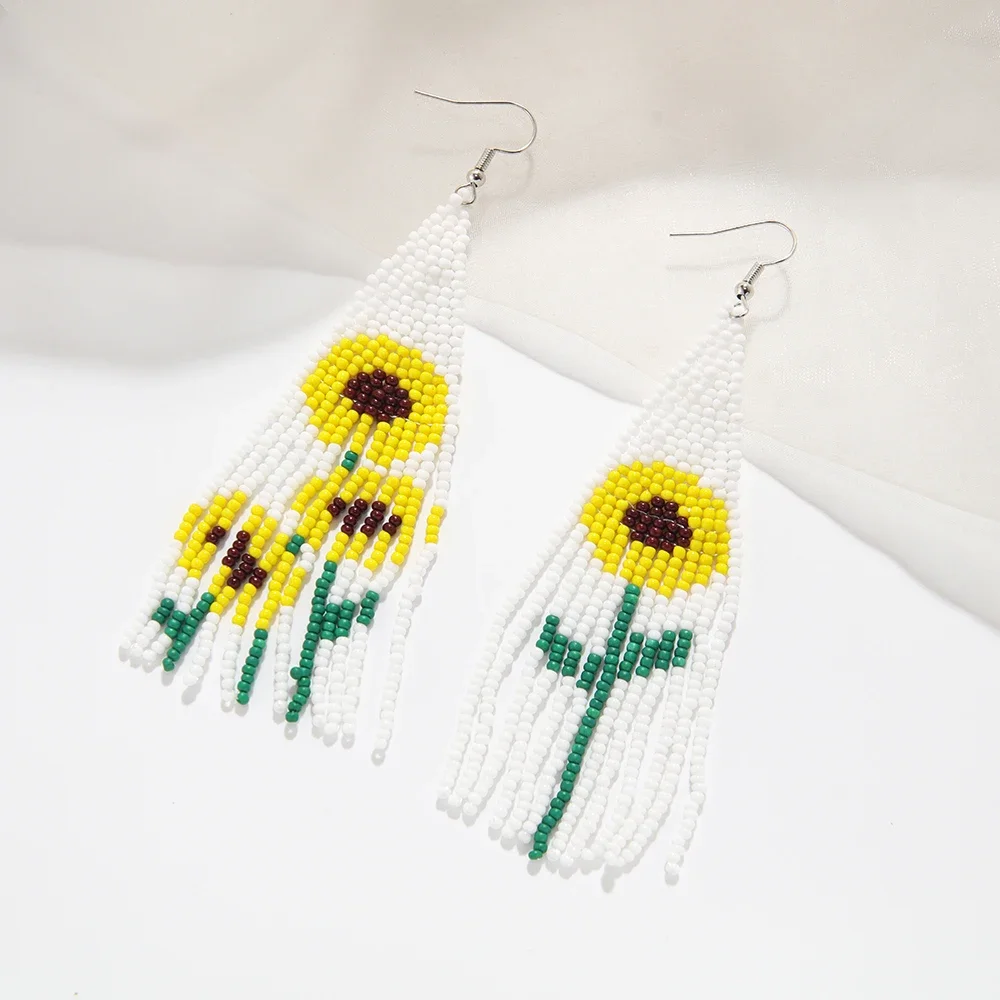 Серьги из бисера Кисточка Цветок подсолнуха Оригинальный дизайн Ручное вязание