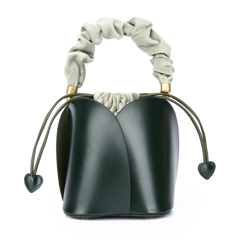 2022 New Mini Bucket Bag Genuine Leather Petal Luxury Designer Handbag Fashion Shoulder Messenger Bag Drawstring Women's Bag