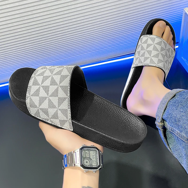 Босоножки мужские летние большого размера 39-47 модные шлепанцы для пляжа