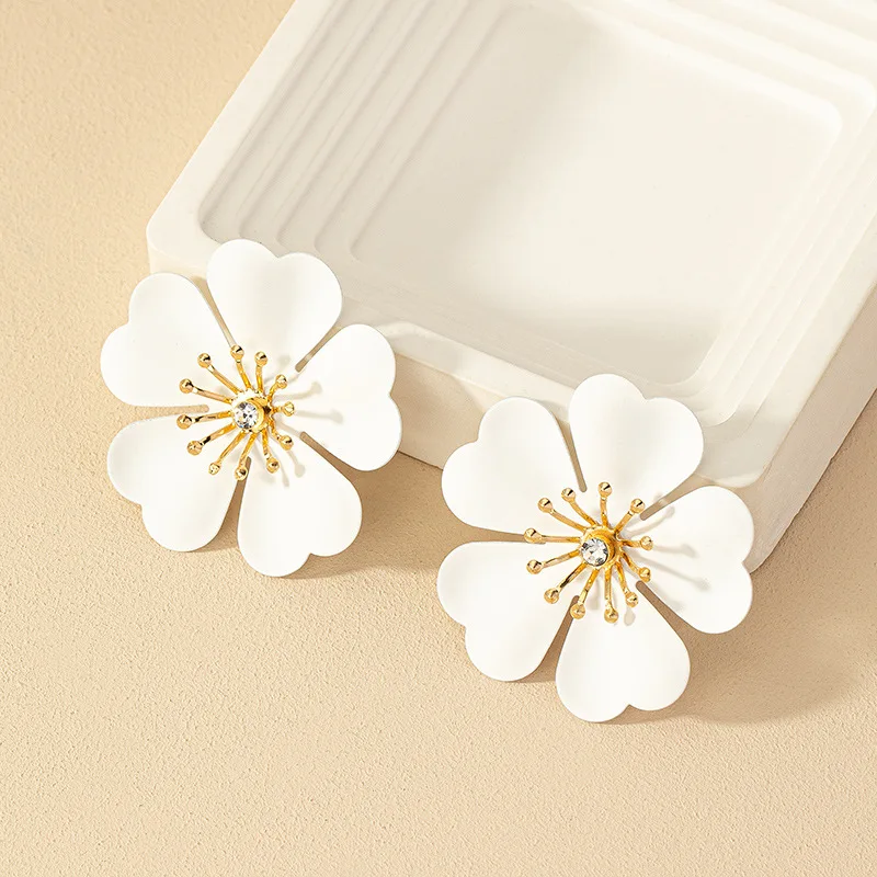 Увеличенные богемные серьги-гвоздики в форме цветка для женщин праздничная