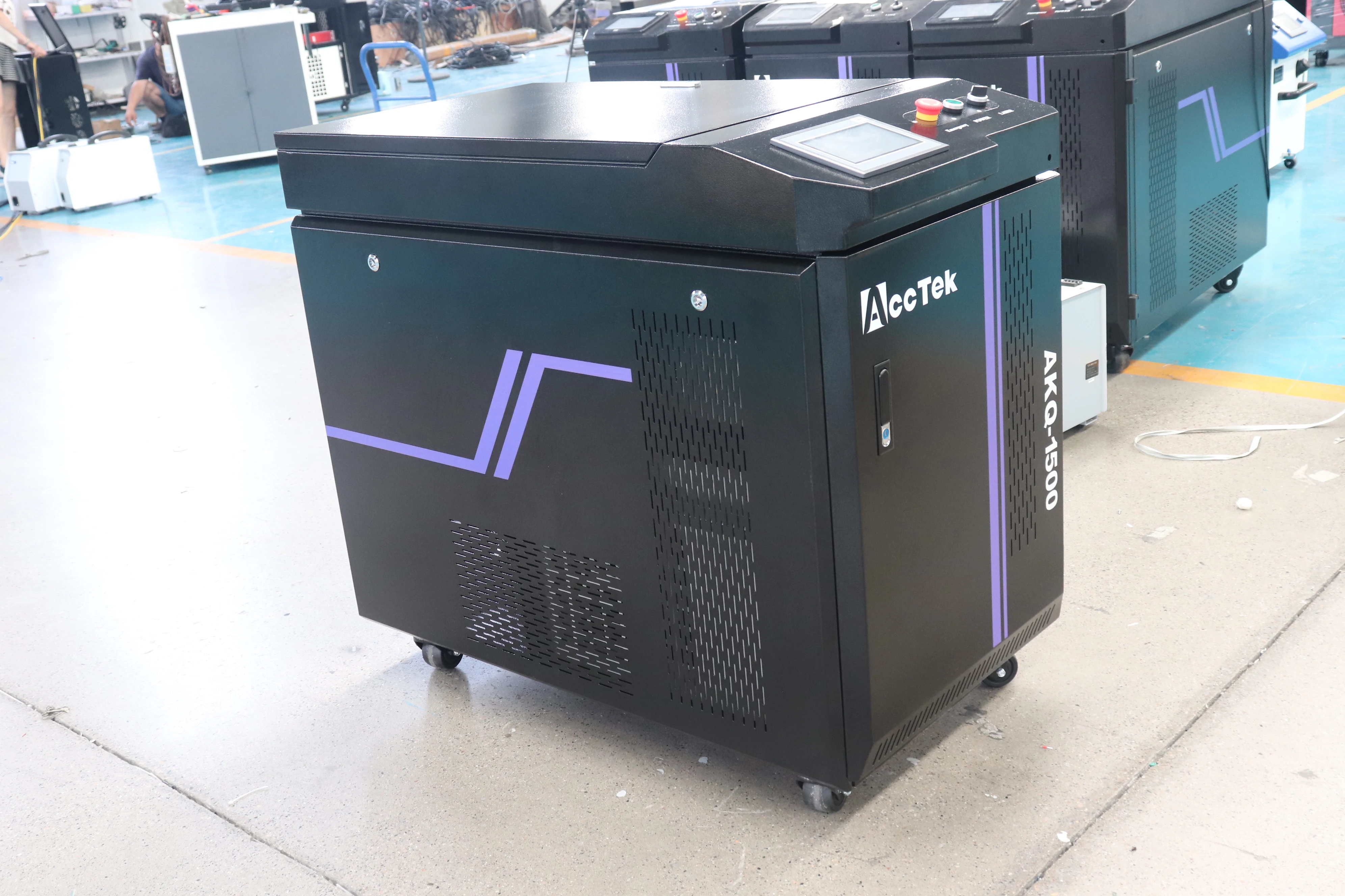 

Лазерный генератор 1500 Вт, лазерная очистка ржавчины, быстрая очистка, краска для ржавчины, масляное покрытие от металлического инструмента