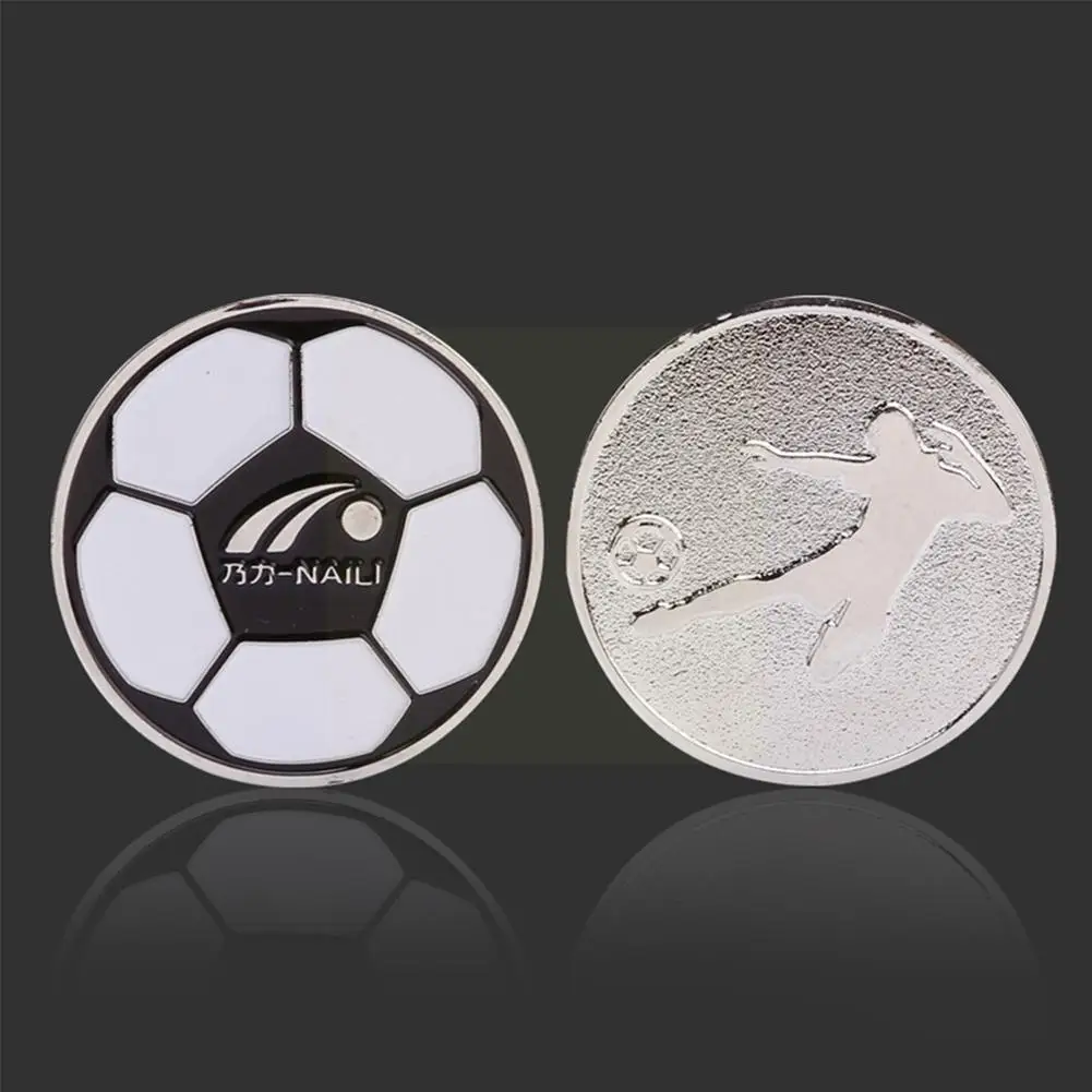 

1pc Sports Football Modetoss Coins While Refereeing For Kids Adult Family Outdoor Bar Club Party Game X9q2