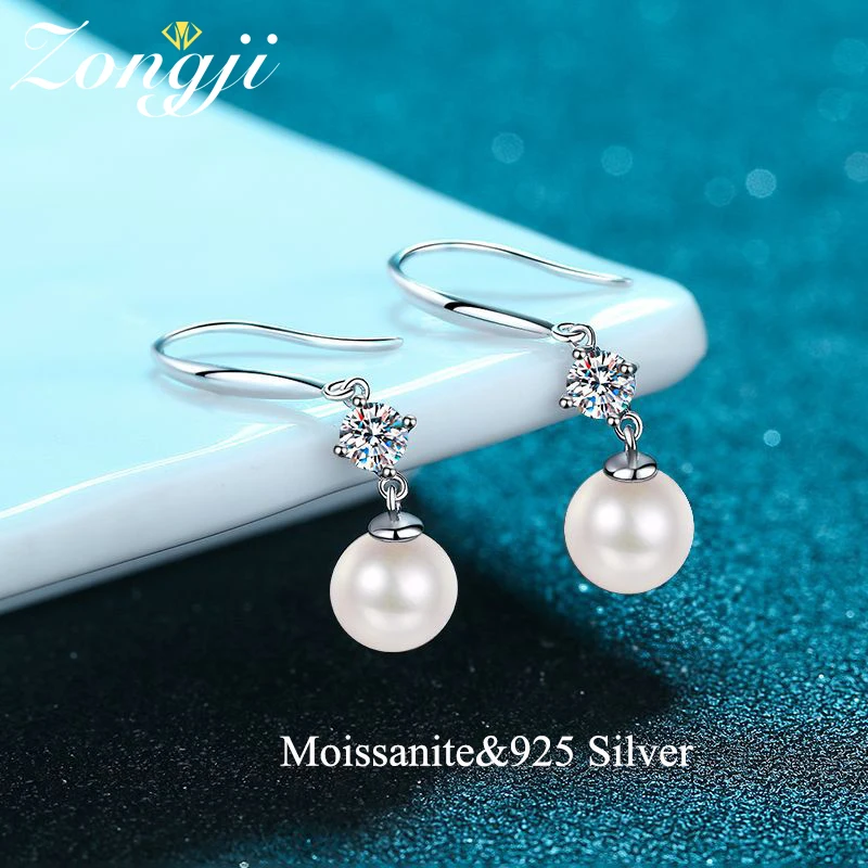 

XDYNew 925 Sterling Silver Earrings Female 8mm Freshwater Pearl Ear Hooks Four Claws 60 Points Moissanite for Women Fine Jewelry