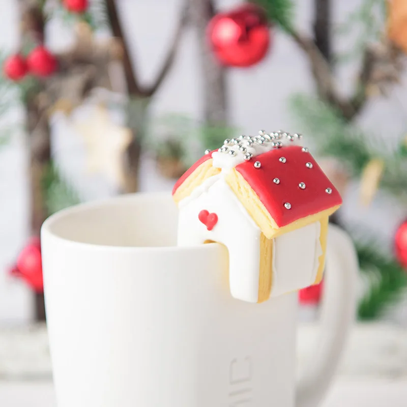 

3Pcs Christmas Gingerbread House Biscuit Cutter Fondant Cookie Mould for Xmas New Year Party Cake Decorating Tools Cookie Cutter
