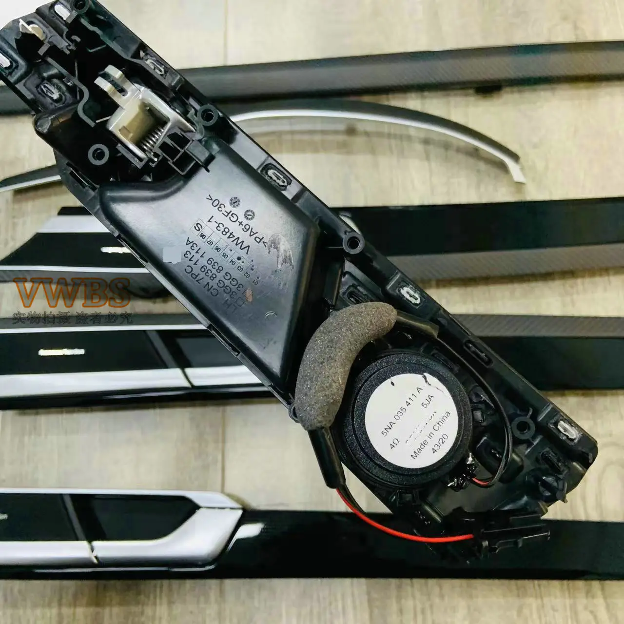 Для VW New Arteon 2021 до 2023 углеродное волокно несколько цветов со стандартными