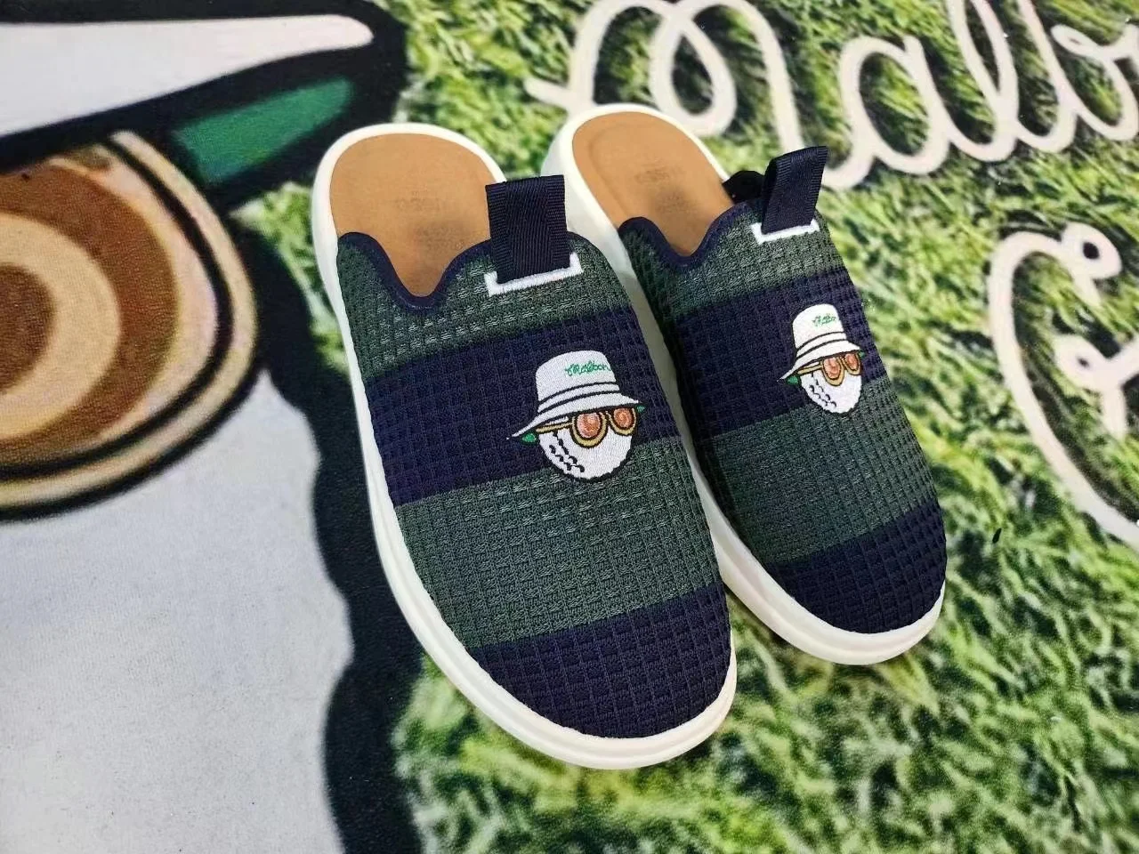 

Golf Winter Slide Shoes Men and Women's Casual Cartoon Wide Stripe Simple Slippers