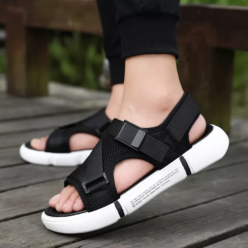 

2022New Sandals Summer Comfortable Slip Thick Sandals Summer Beach Shoes For Lovers Personality Outdoor Casual Shoes Slipper