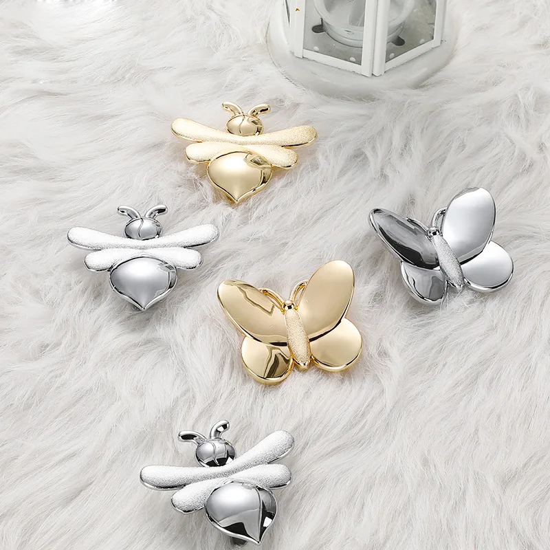 

Children's Room Cabinet Drawer Wardrobe Kitchen Cabinet Door Handles Pulls and Knobs Furniture Decor Bee Butterfly Leaf Handle