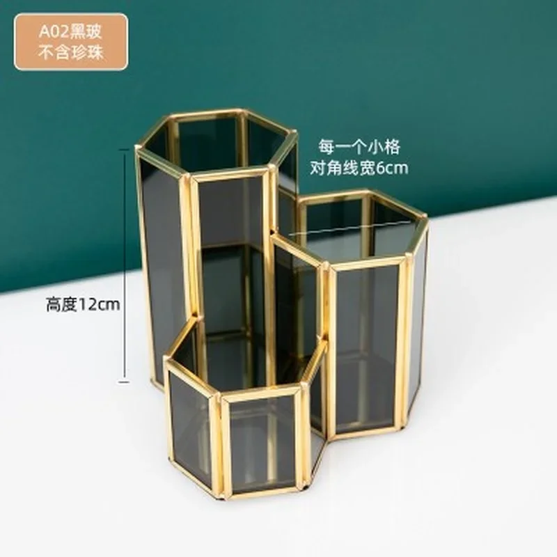 

Стеклянная шкатулка для украшений