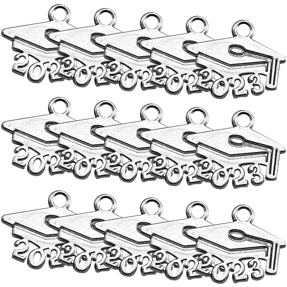 

100Pcs Small 2023 Spring Earringsss Graduation Hat Jewelry Pendant for Bracelet Necklace Earrings Key Chain