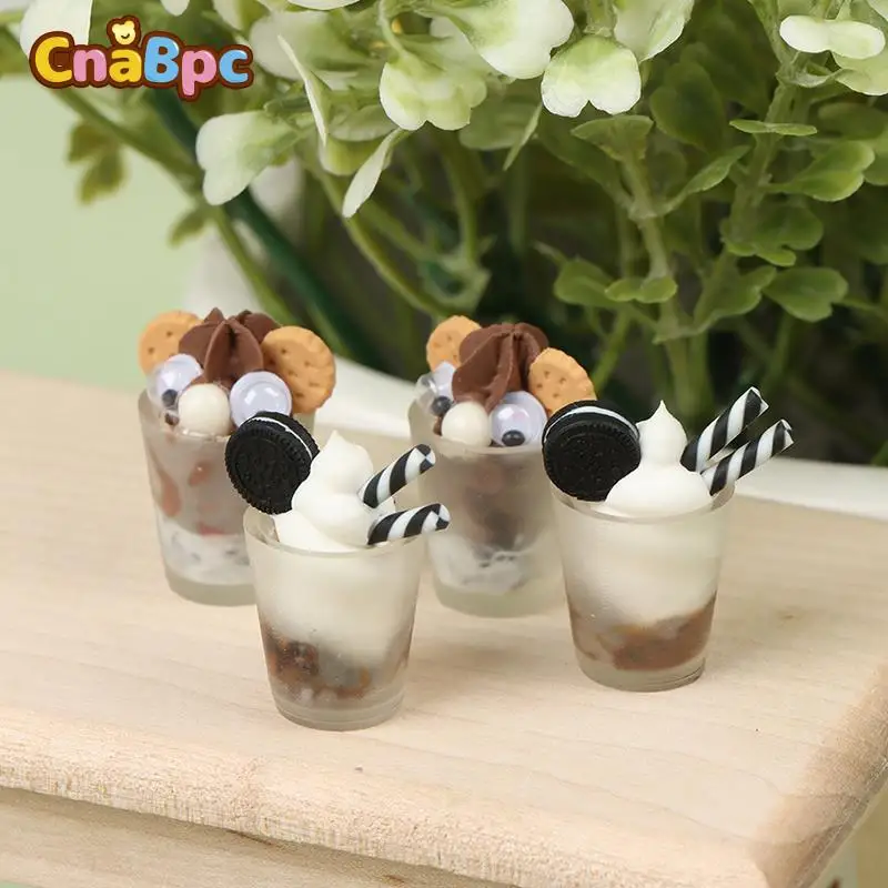 

Cute 2pcs Dollhouse Miniature Dessert Food Chocolate Biscuit Ice Cream Cup for 1/6 1/12 Dollhouse Doll Kitchen Accessories