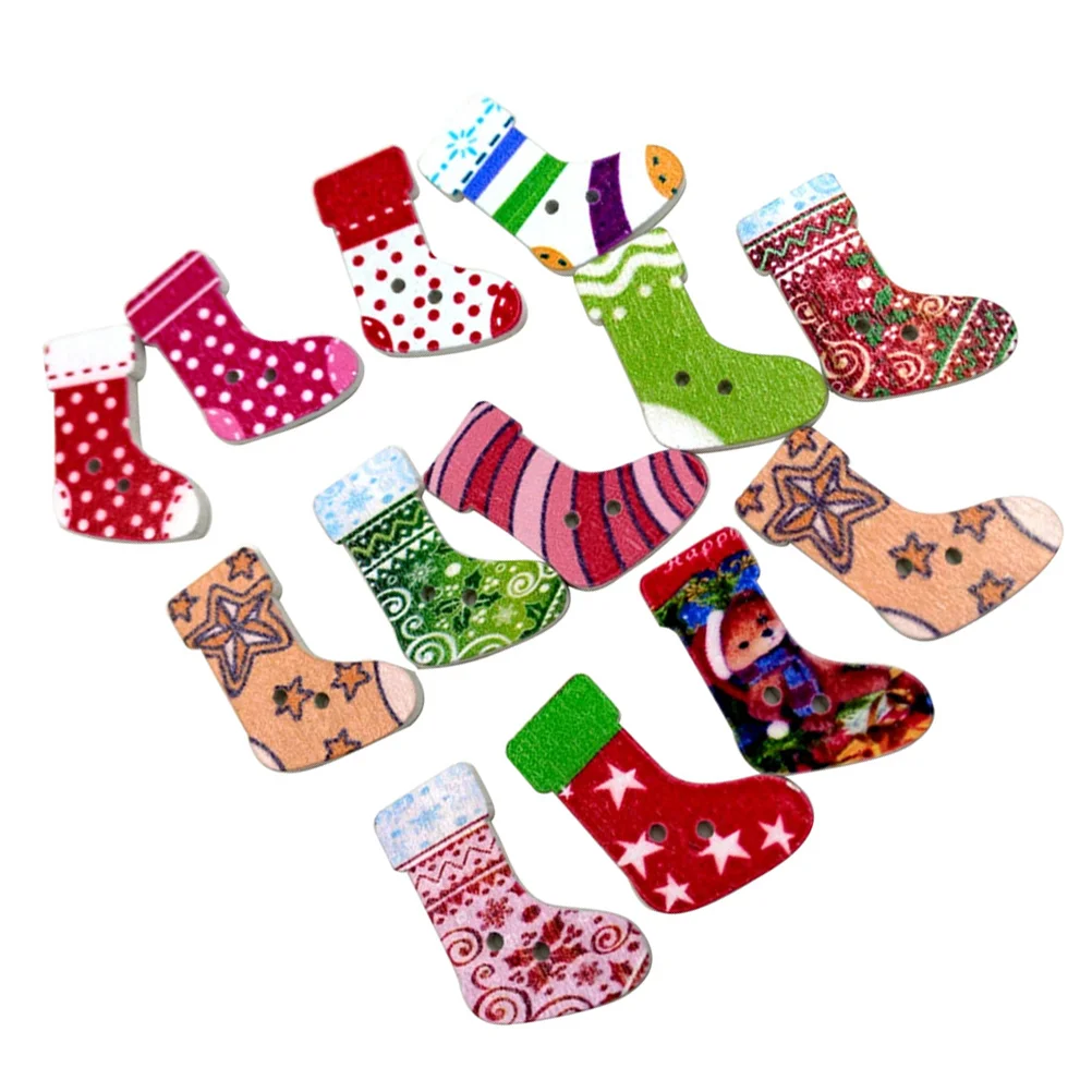 

Buttons Christmas Crafts Button Woodensewingwood Diy Holiday Scrapbooking Embellishments Stocking Craft Holes Gifts Tag