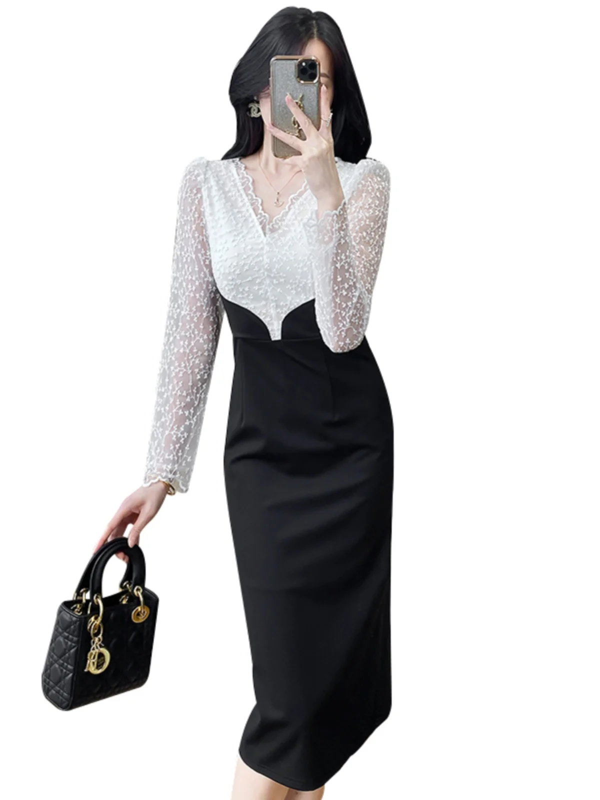 Кружевное платье новинка 2024 женская осенняя юбка с длинными рукавами и v-образным