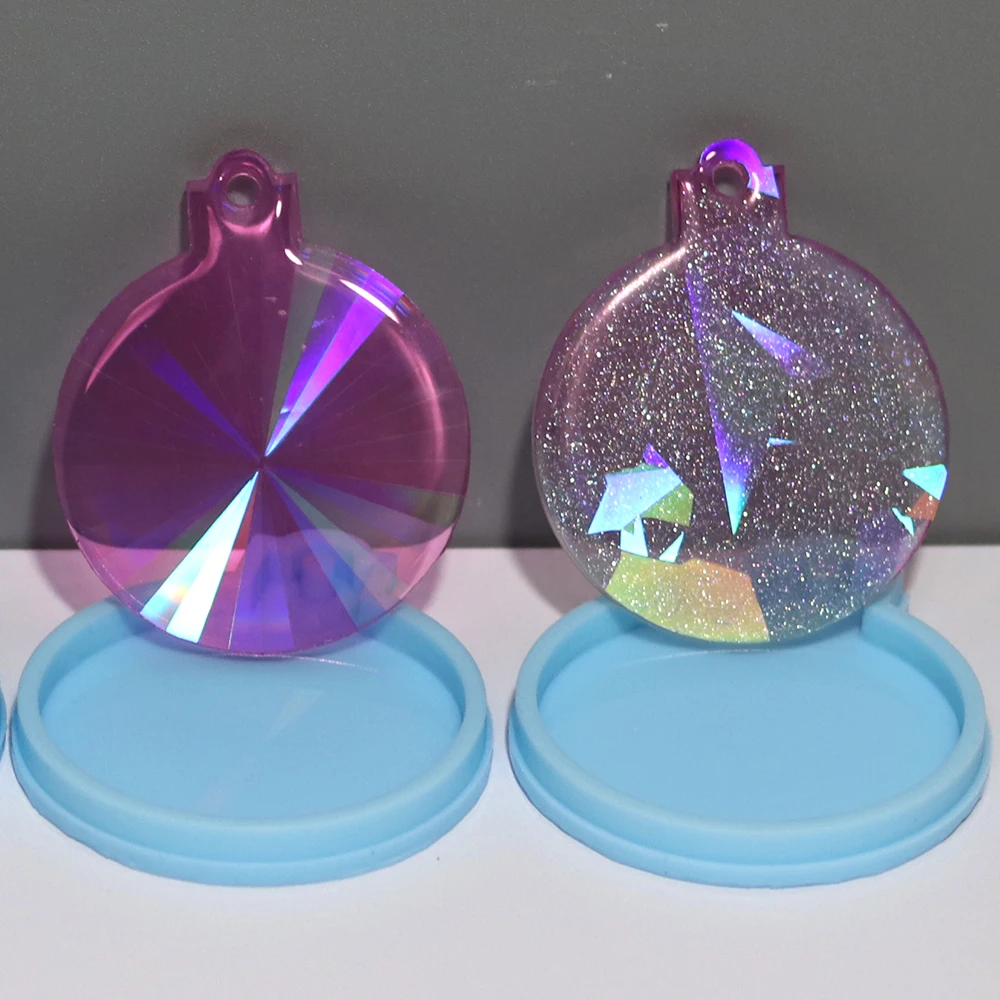 

Holographic Light and Shadow Pendants Silicone Molds DIY Epoxy Reflex Light Texture Christmas Ball Pendants Mould Handmade Gift