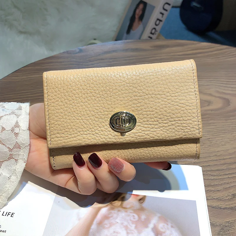 2023 Genuine Leather Women Coin Purses Short Cowhide Wallet Flap Lock Female Purse Original Design Billfold Card Holder Bag