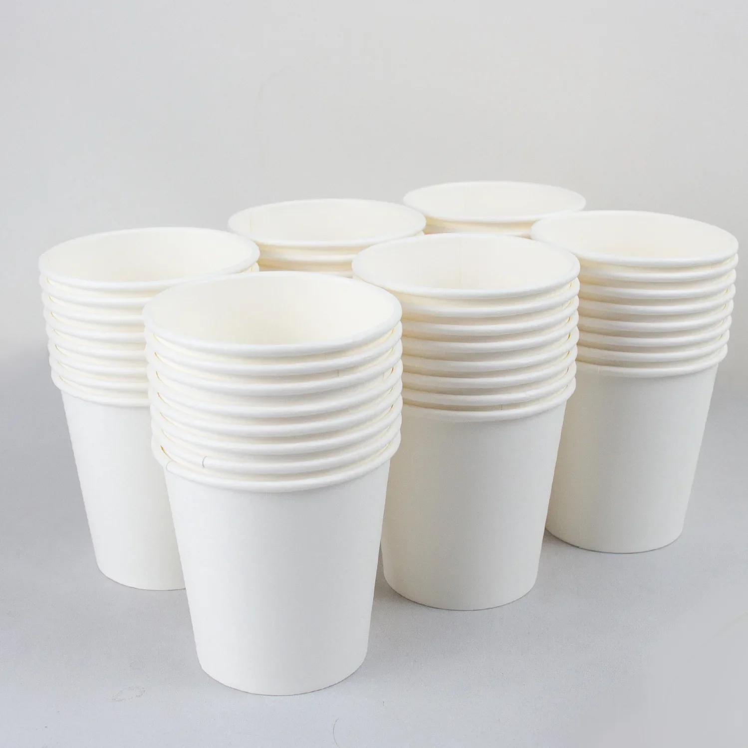 Одноразовые однослойные утолщенные бумажные стаканчики для воды 200 мл оптовая