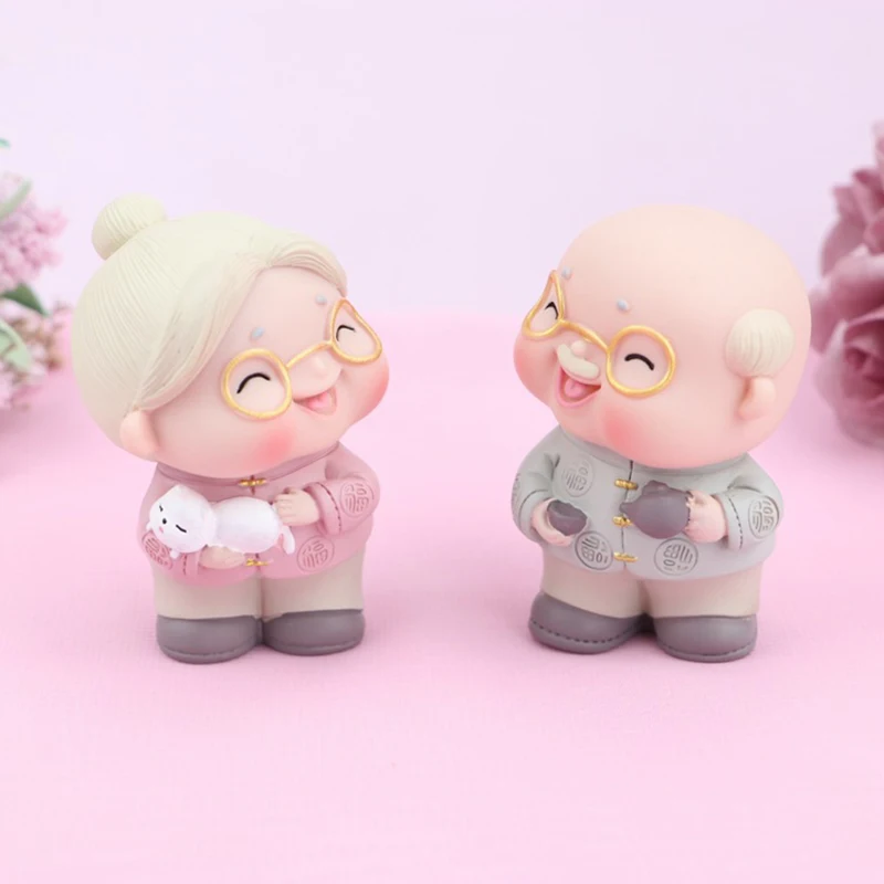 

Creative Cute Old Man and Lady Baking Loving Couple Birthday Cake Decoration Wedding Gift