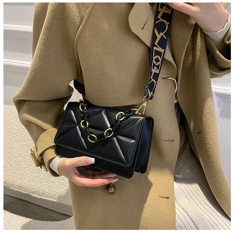 

2022 Pu Leather Zipper Handbags New Fashion Texture Embossed Lacquer Folds Shoulder Bag Simple and Small Square Bag for Women