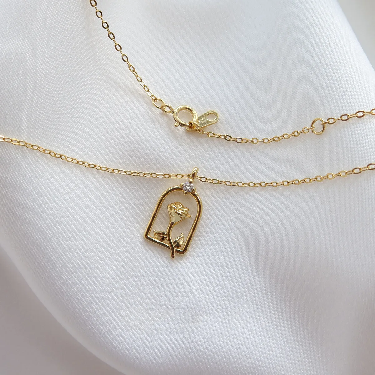 

Стереоскопическая простая и универсальная Розовая тонкая французская цепочка до ключиц